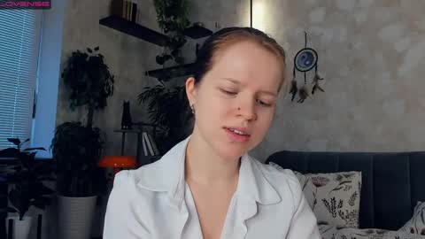 Nicole online show from March 8, 6:43 am