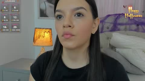 Snapshot of beautyari_ chatting on October 22, 12:27 pm Ariana Reyes online show from October 22, 12:27 pm