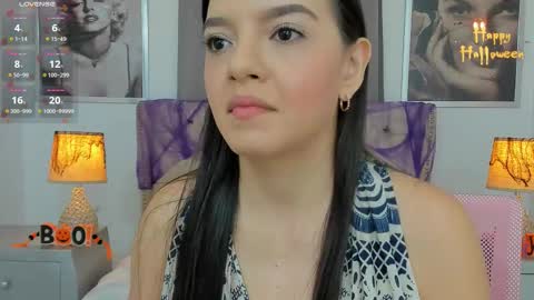 Snapshot of beautyari_ chatting on October 24, 12:12 pm Ariana Reyes online show from October 24, 12:12 pm