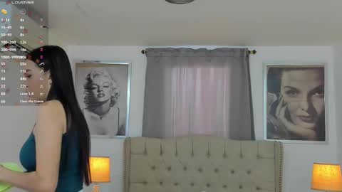 Snapshot of beautyari_ chatting on November 26, 12:39 pm Ariana Reyes online show from November 26, 12:39 pm