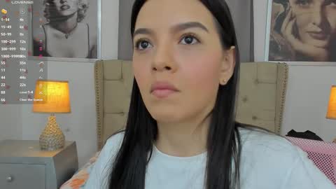 Snapshot of beautyari_ chatting on November 28, 12:19 pm Ariana Reyes online show from November 28, 12:19 pm