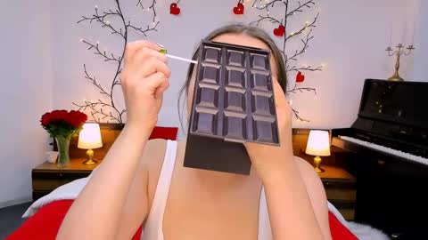 Snapshot of beautyfrominside chatting on September 16, 1:01 pm Gloria online show from September 16, 1:01 pm