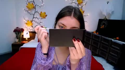 Snapshot of beautyfrominside chatting on October 31, 12:06 pm Gloria online show from October 31, 12:06 pm