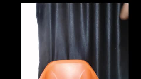 Snapshot of beautyslut1 chatting on February 16, 6:42 am beautyslut1 online show from February 16, 6:42 am