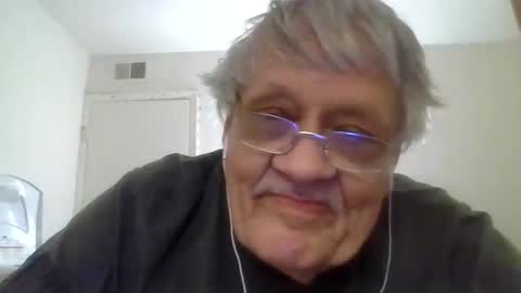 Snapshot of beautytomyeyes chatting on January 16, 7:17 am beautytomyeyes online show from January 16, 7:17 am