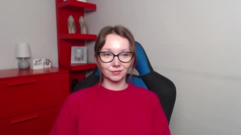 Zoe online show from December 9, 10:22 am