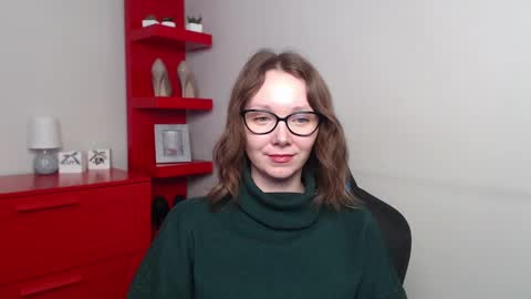 Zoe online show from December 13, 11:45 am