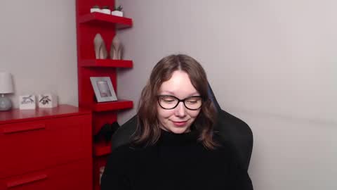 Zoe online show from February 10, 7:36 am