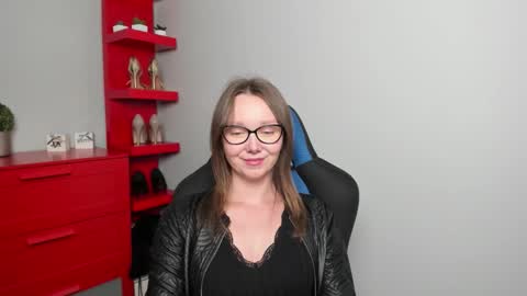 Zoe online show from September 19, 6:48 am