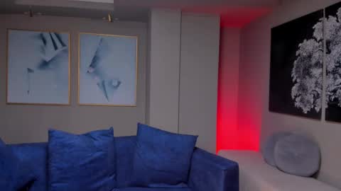 Am Becca online show from March 11, 11:15 pm