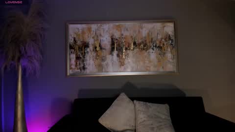 Am Becca online show from September 9, 7:13 pm