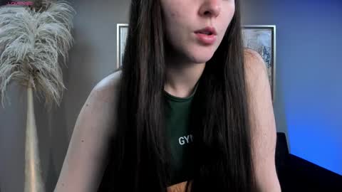 Am Becca online show from November 4, 6:18 pm