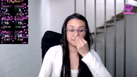Daniela online show from October 8, 7:00 pm