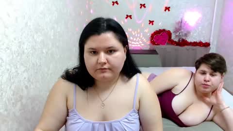 BeckyAndEllen online show from January 3, 2:08 pm