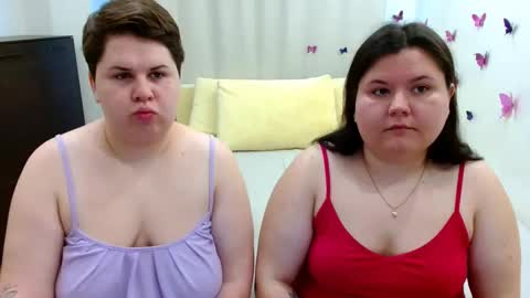 BeckyAndEllen online show from September 28, 10:20 am