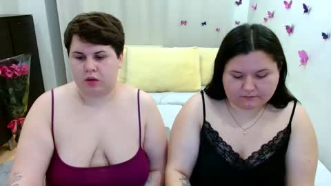 BeckyAndEllen online show from October 8, 6:05 pm