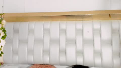 B E C K Y online show from February 1, 2:56 pm