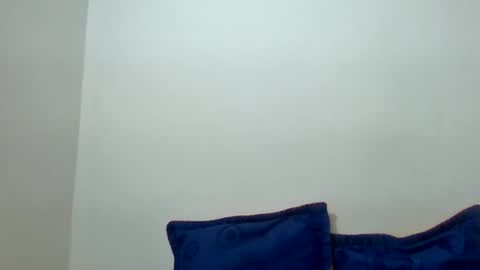 Snapshot of behla_rouseh chatting on February 11, 11:21 am Behla Rouseh online show from February 11, 11:21 am