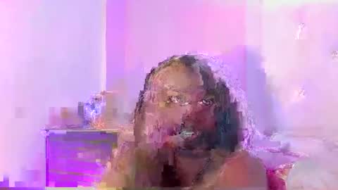 Snapshot of behla_rouseh chatting on October 28, 1:53 am Behla Rouseh online show from October 28, 1:53 am