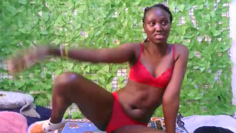 Snapshot of beib_love chatting on December 16, 12:21 pm beib_love online show from December 16, 12:21 pm