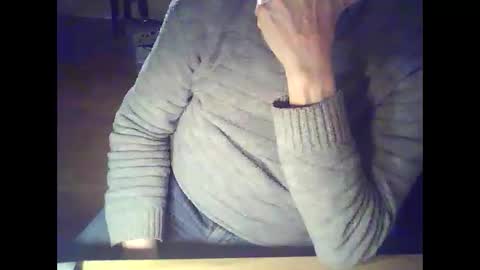 Snapshot of bekklove1 chatting on February 7, 3:41 pm bekklove1 online show from February 7, 3:41 pm