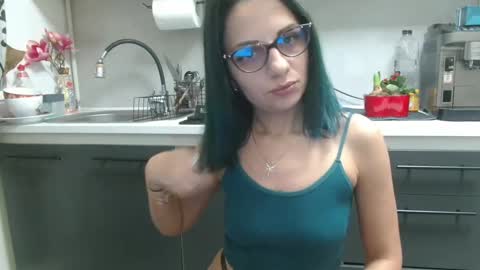 kevin and Bella online show from February 13, 7:42 pm