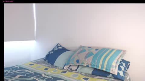 Snapshot of bela_hadid05 chatting on September 29, 6:24 pm hadid online show from September 29, 6:24 pm