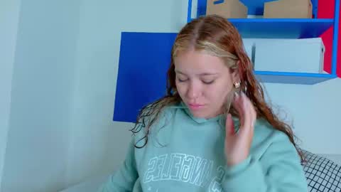 Snapshot of belamiller chatting on September 16, 11:33 am BELA online show from September 16, 11:33 am