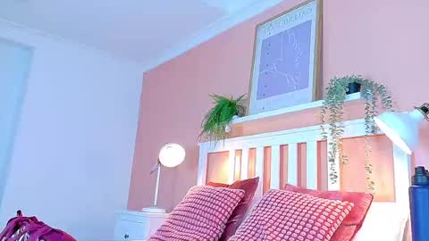 Snapshot of belamiller chatting on September 27, 11:26 am BELA online show from September 27, 11:26 am