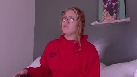 Snapshot of belamiller chatting on October 27, 11:47 am BELA online show from October 27, 11:47 am