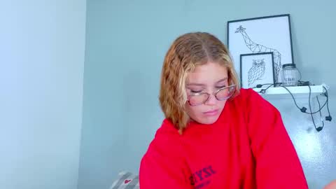 Snapshot of belamiller chatting on November 11, 11:32 am BELA online show from November 11, 11:32 am