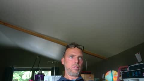 Snapshot of belgianordenary chatting on October 10, 11:31 am belgianordenary online show from October 10, 11:31 am