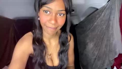 Snapshot of bella19sua chatting on November 23, 7:19 am bella19sua online show from November 23, 7:19 am