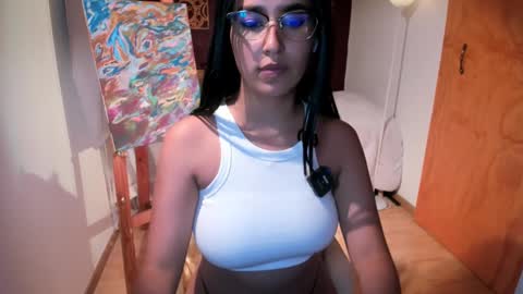 Snapshot of bella_669 chatting on March 11, 2:10 am Bella 669 online show from March 11, 2:10 am