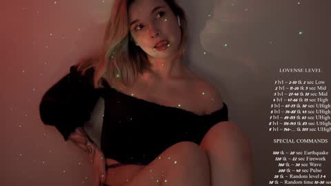 Snapshot of bella_alita chatting on January 3, 11:33 pm lita online show from January 3, 11:33 pm