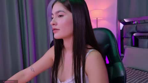 Bella  online show from April 25, 3:31 pm