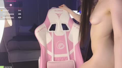 Snapshot of bella_hayes chatting on December 26, 4:10 am Bella next stream December 2 at 9pm gmt online show from December 26, 4:10 am