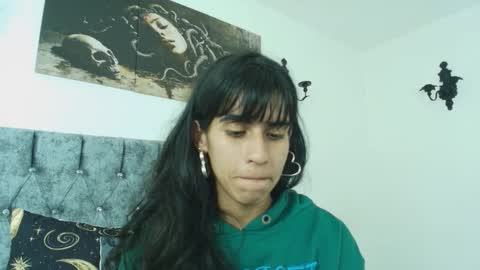 Bella online show from January 14, 1:11 am