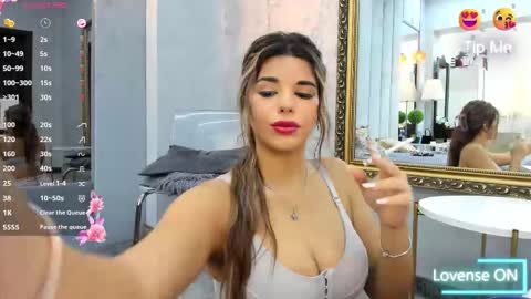 bella_posh online show from October 13, 8:03 am