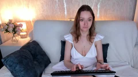 Linda Bella online show from April 6, 4:46 am