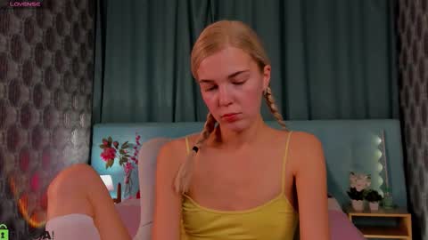 Bella online show from September 11, 12:44 am