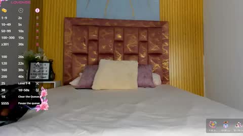 Snapshot of bella_tinkerbell_bahamas chatting on November 21, 8:40 pm bella_tinkerbell_bahamas online show from November 21, 8:40 pm