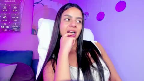 BELLA online show from September 24, 9:07 pm