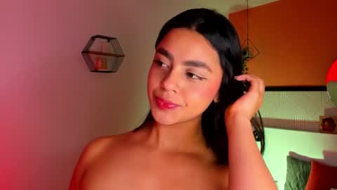 BELLA online show from April 17, 6:44 pm