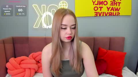 Bella online show from April 12, 1:54 am