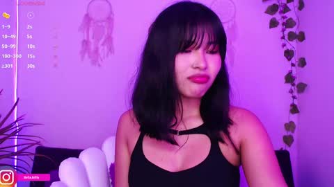 Snapshot of bellabills chatting on March 8, 4:12 am Bella online show from March 8, 4:12 am