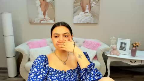 Snapshot of bellaboolman chatting on February 8, 9:15 pm BellaBoolman online show from February 8, 9:15 pm