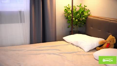 Snapshot of bellacle chatting on February 7, 1:32 pm Bella I took a vacation and Ill be back on December 18th So dont lose me To keep in touch I have a TG - you can find below online show from February 7, 1:32 pm