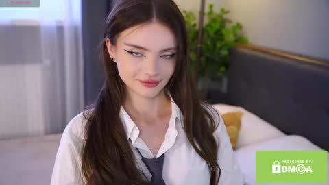 Snapshot of bellacle chatting on March 6, 7:25 am Bella I took a vacation and Ill be back on December 18th So dont lose me To keep in touch I have a TG - you can find below online show from March 6, 7:25 am