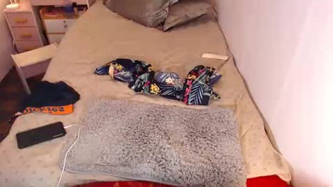 Bella online show from September 13, 5:02 pm